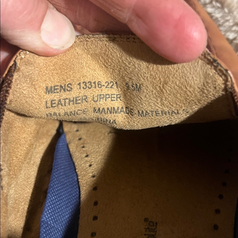 Florsheim Tan Leather Loafers - Picture 13 of 13